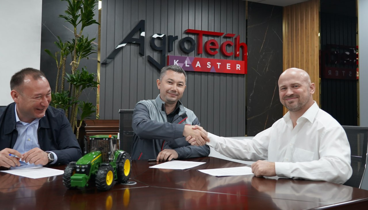 Agrotech Klaster va John Deere o'rtasida hamkorlik yangi bosqichga ko'tarilmoqda