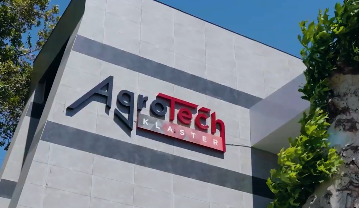 Коллегиальное совещание ООО «Autosanoat Agro Lizing» на территории ООО «Toshkent Traktor Zavodi»